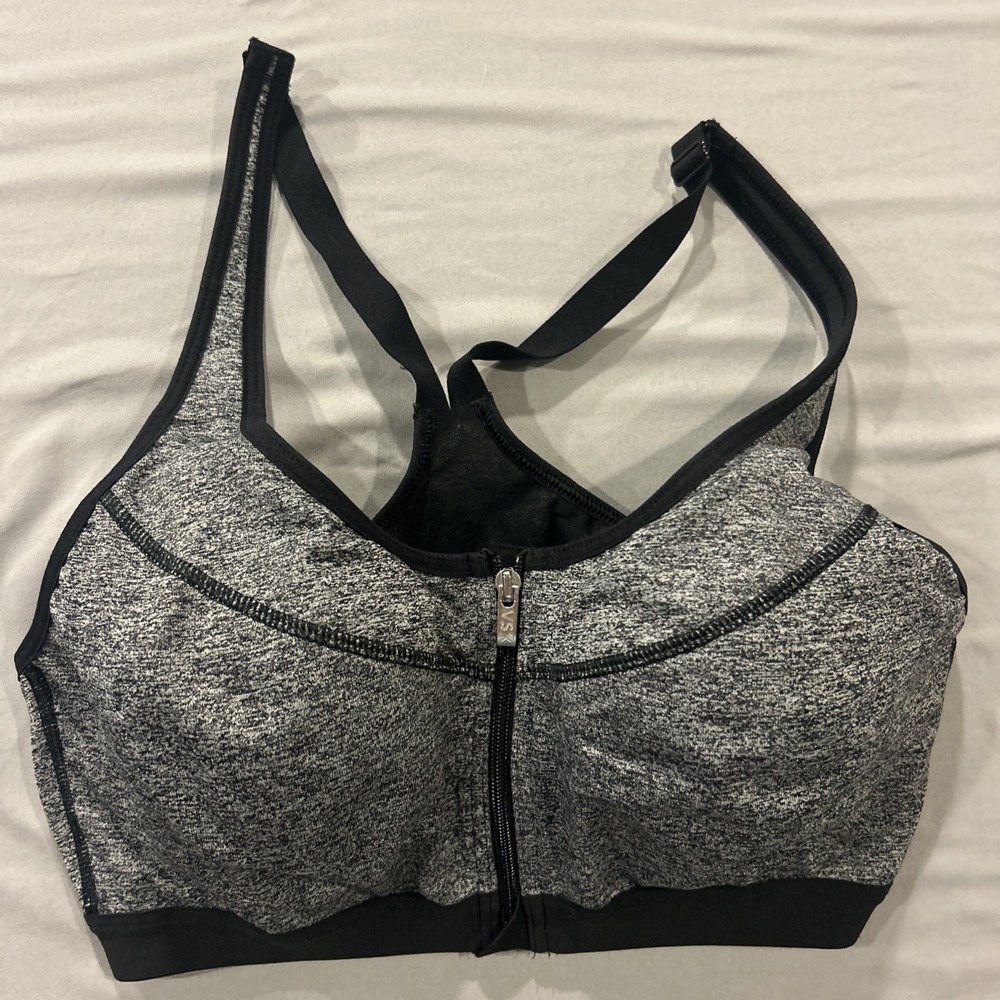 Victoria's Secret VSX Knockout Front Close Sport Bra Gray Size 36C Underwire
